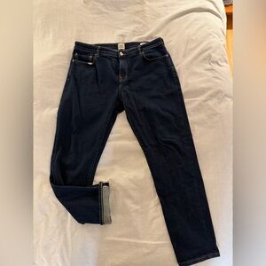 Flint and Tinder indigo stretch athletic tapered fit denim. 36x32